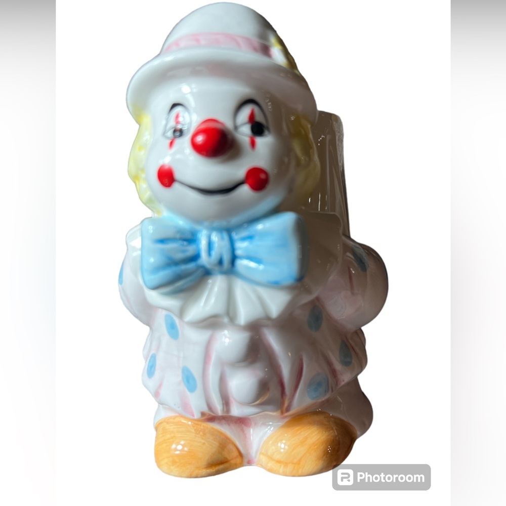 Vintage Ceramic Kitschy Clown Planter Pastels Colors By Luv Imports